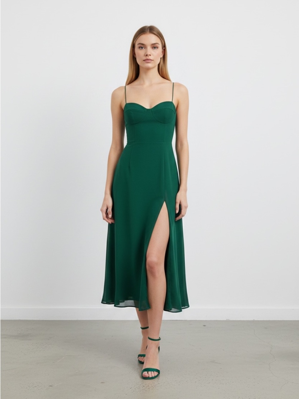 Elegant Green Spaghetti-Strap Midi Dress - Picture 2 of 3